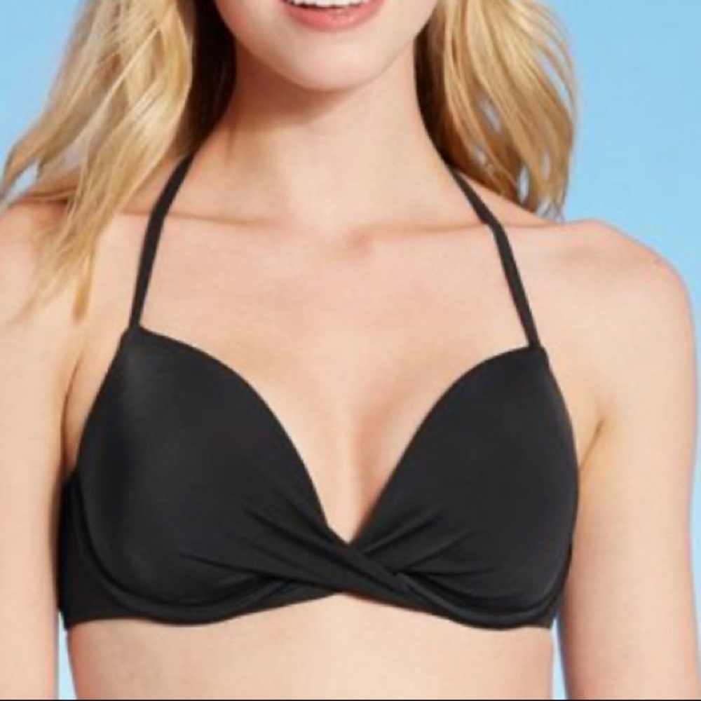 Shade & Shore Twist-Front Bikini Top 34B